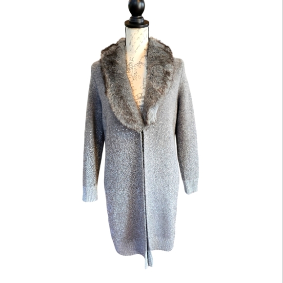 Chico's Faux Fur Collar Gray Silver Metallic Knit Cardigan S - Picture 2 of 11